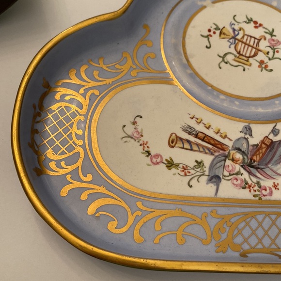 1930’s Vintage Amogee Hand Painted French Porcelain Desk Set by Carlin Comforts - Picture 11 of 16